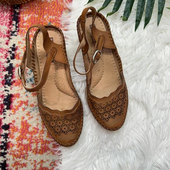 $200 Pikolinos Vila Wedge Sandal in Brandy 36 / 5.5-6 Brown Leather Espadrille - Picture 2 of 10